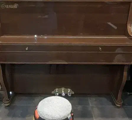 پیانو طرح یاماها|پیانو، کیبورد، آکاردئون|مشهد, آزادشهر|دیوار