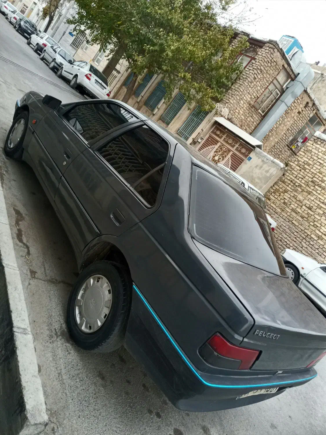 پژو ۴۰۵ GLi مدل ۸۳|خودرو سواری و وانت|اراک, |دیوار