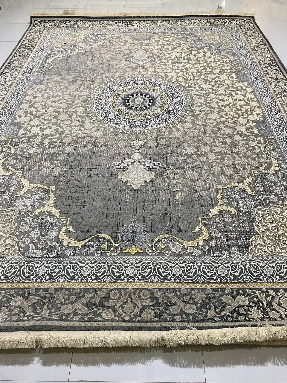 دو تخته فرش 9 متری 1200 شانه آکبند|فرش|قزوین, |دیوار