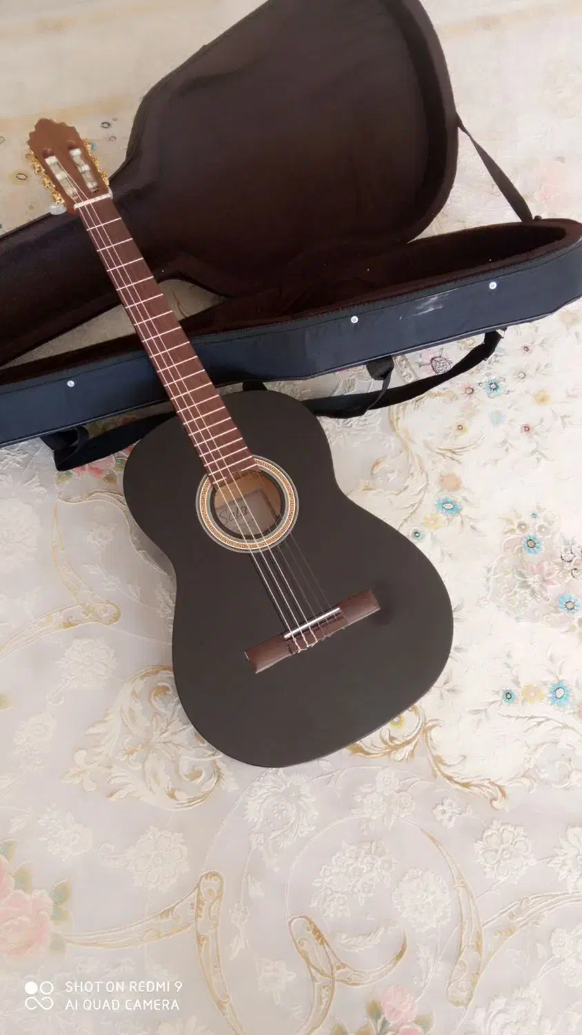 فروش گیتار سولا|گیتار، بیس، امپلیفایر|ایذه, |دیوار