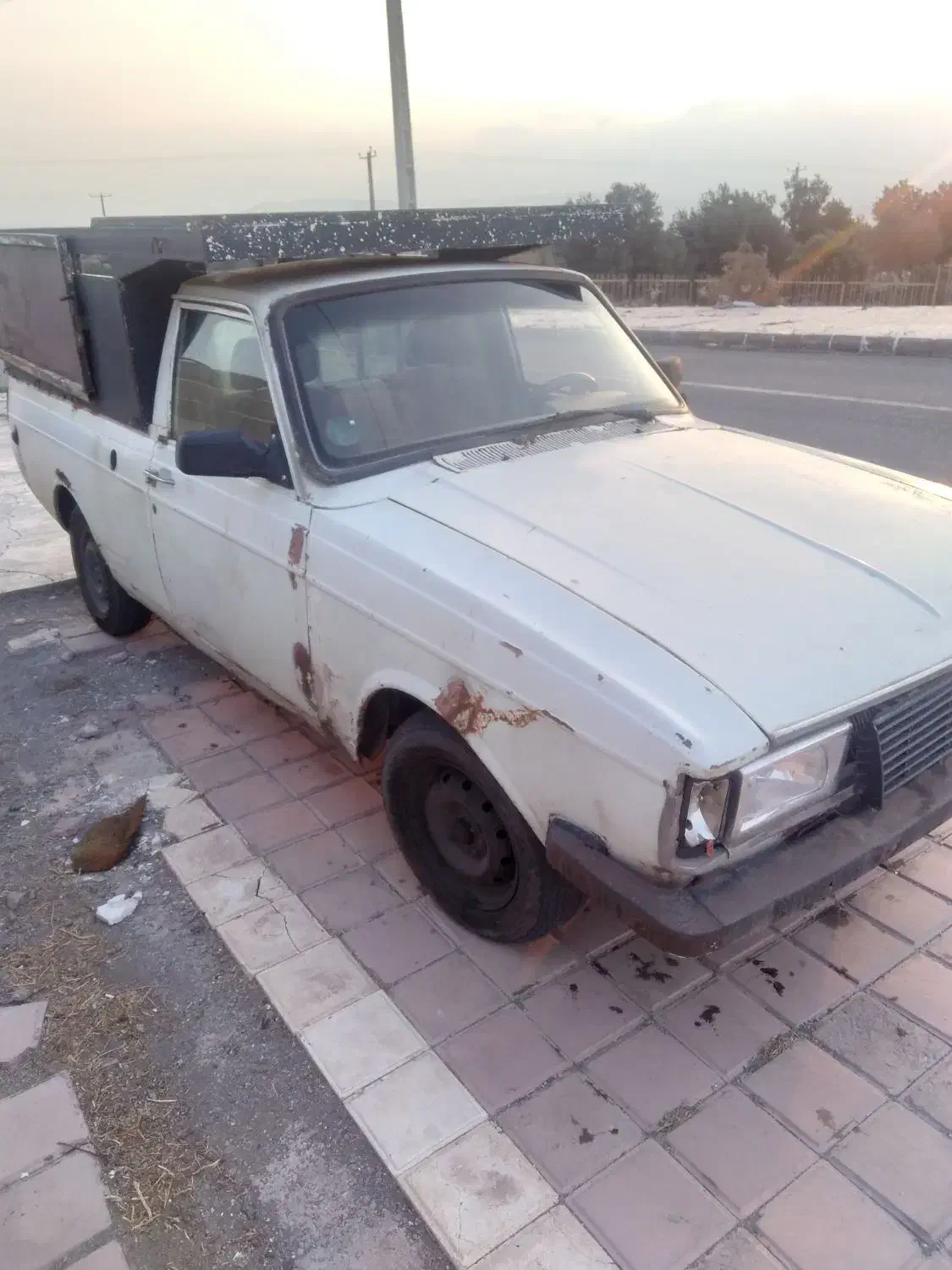 پیکان وانت ۸۳ فنی سالم شماره اتاق مشکل دارد|خودرو سواری و وانت|منجیل, |دیوار