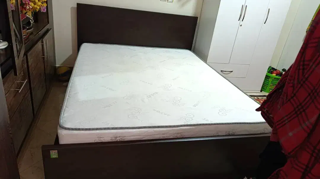 تخت دونفره وتشک طبی|تخت و سرویس خواب|شاهینشهر, شهرک گلدیس|دیوار