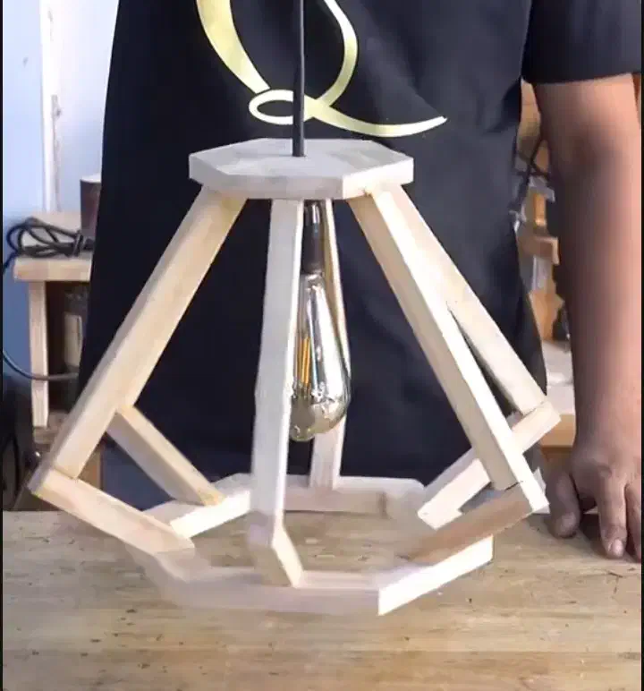 آویز سقفی|لوستر و چراغ آویز|کاشان, فاز ۲ ناجی آباد|دیوار