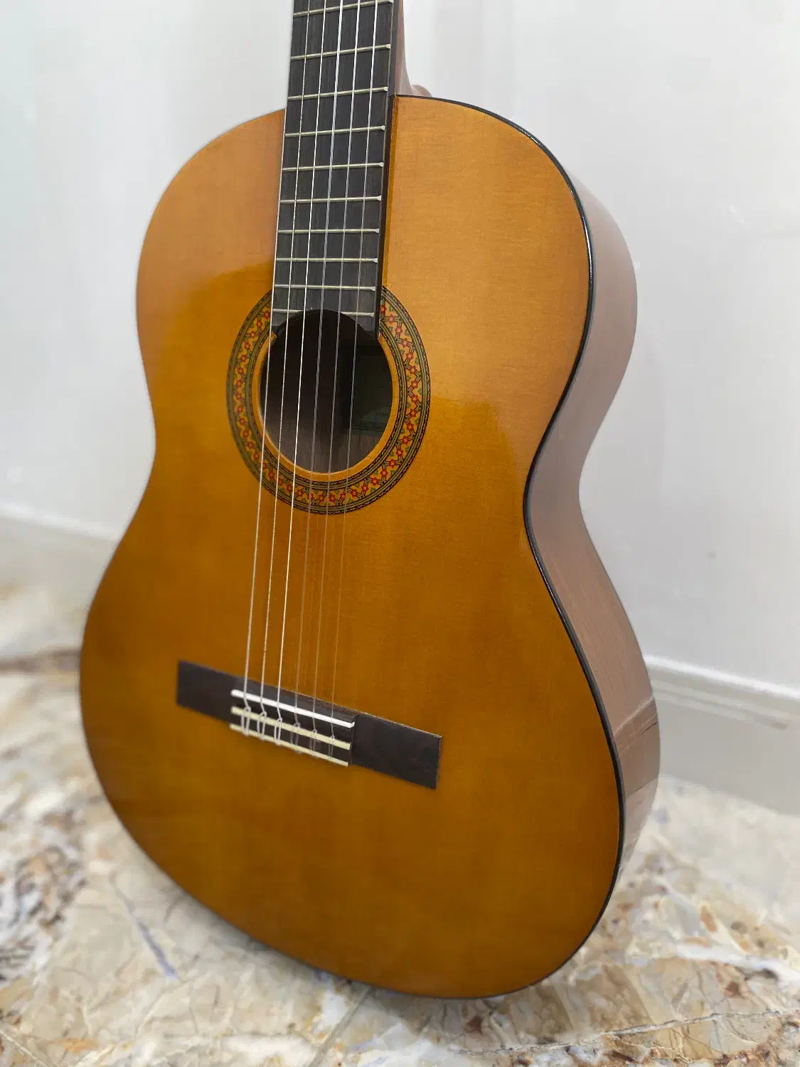 گیتار یاماها C40|گیتار، بیس، امپلیفایر|بوشهر, |دیوار