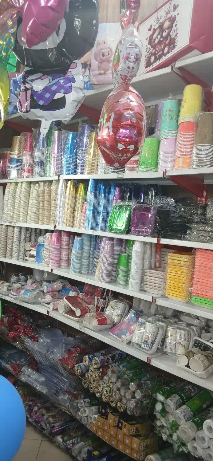 فروش تمام وسایل تولدی و ظروف یکبار مصرف|فروشگاه و مغازه|شهریار, شهرک وائین|دیوار