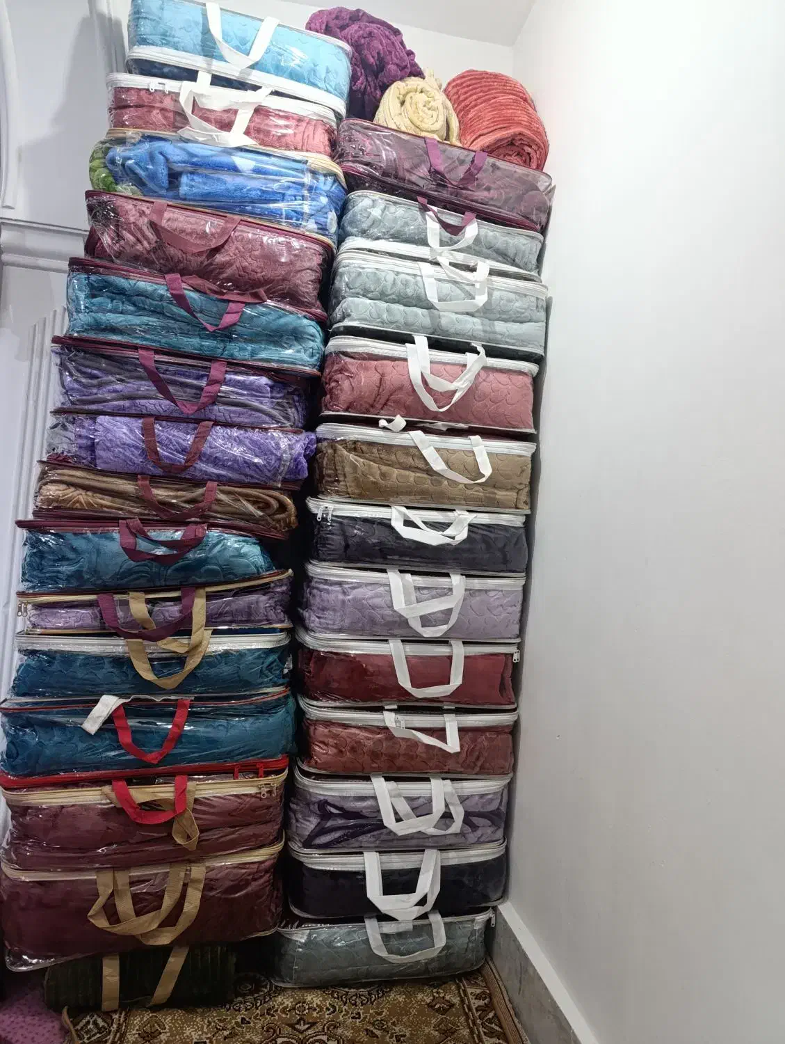 پتودونفرع مارک نگین...|رختخواب، بالش، پتو|چناران, |دیوار