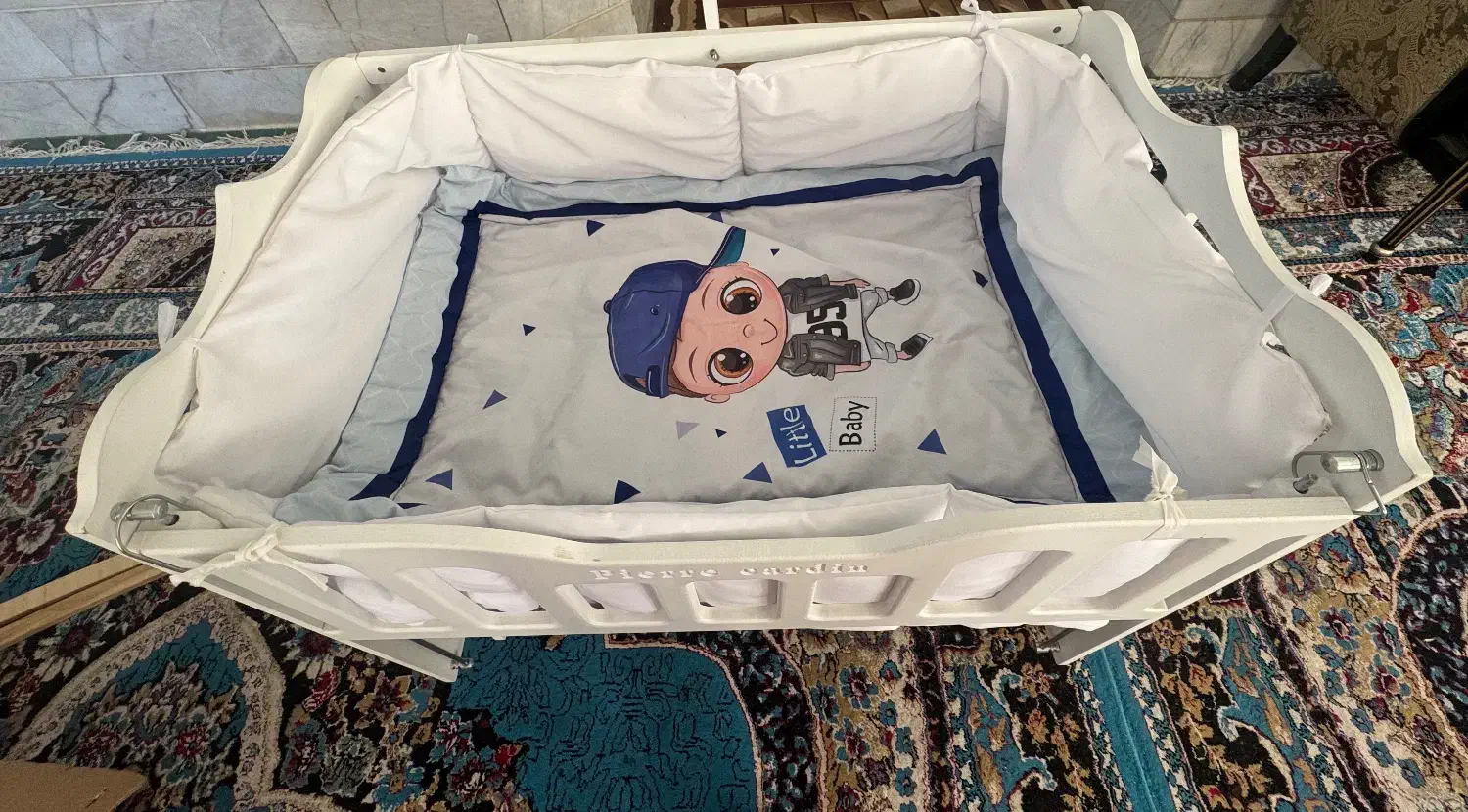 تخت کنار مادر آغوشی|تخت و صندلی بچه|یزد, |دیوار