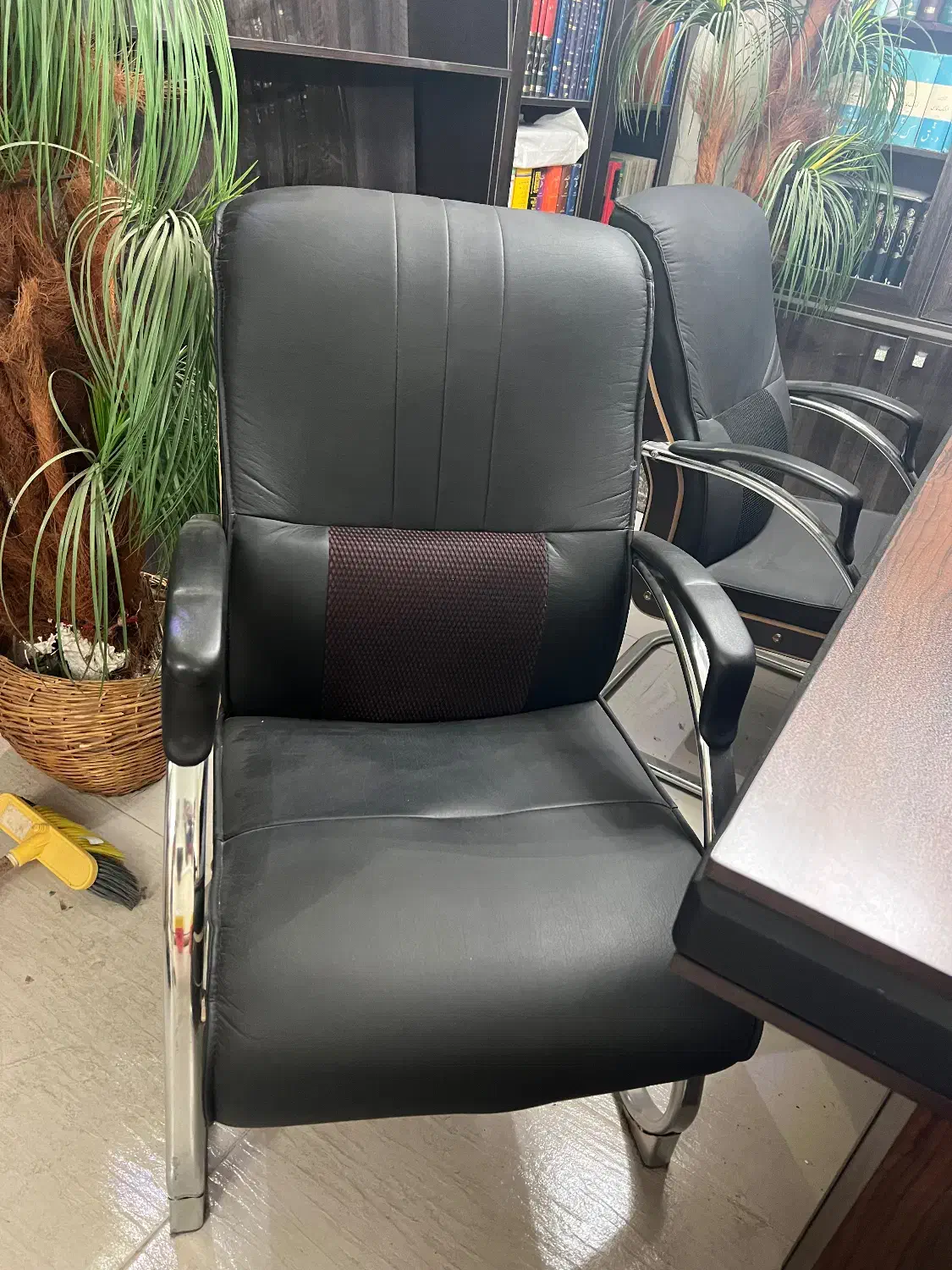 میز و صندلی کنفرانس اداری|دفتر کار|شیراز, ارم|دیوار