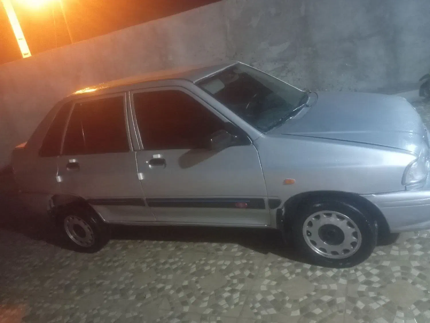 ماشین پرید|خودرو سواری و وانت|قشم, |دیوار