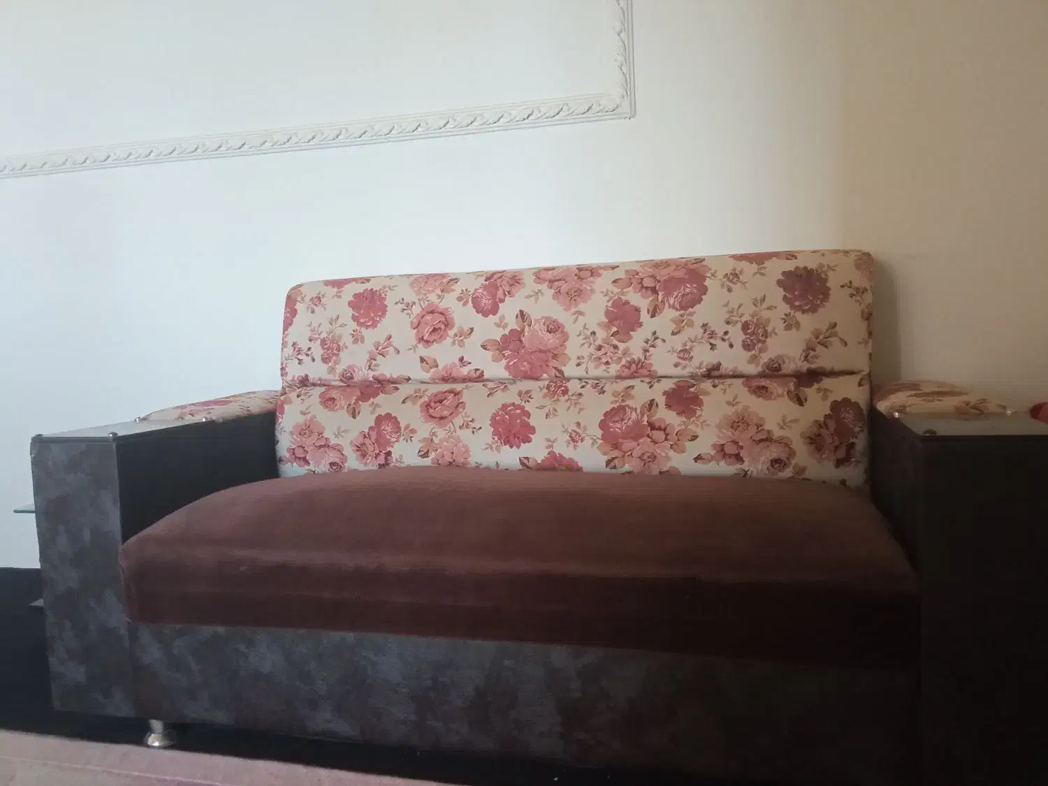 مبل و کمد و فرش|مبلمان خانگی و میز عسلی|سنندج, |دیوار