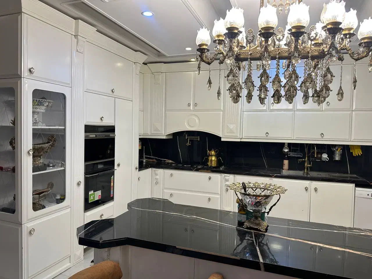 کابینت طرح انزو با رنگ پلی اورتان سفید|مصالح و تجهیزات ساختمان|باقرشهر, |دیوار