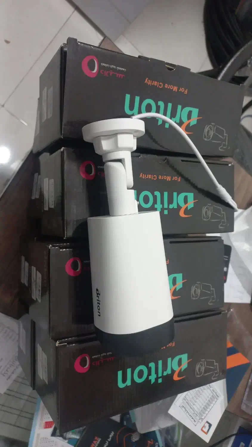 ۸ عدد دوربین مداربسته کاملا نو|دوربین مداربسته|گنبد کاووس, |دیوار