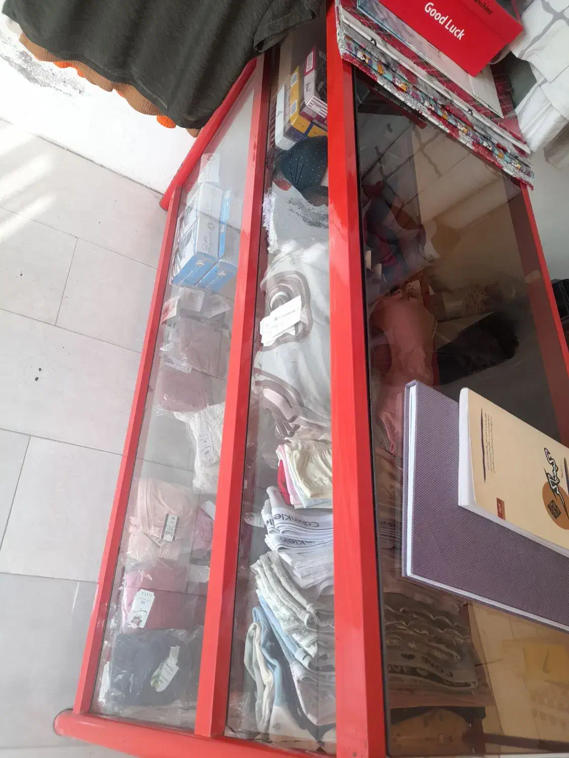 میز ویتریتی|فروشگاه و مغازه|نوشهر, |دیوار