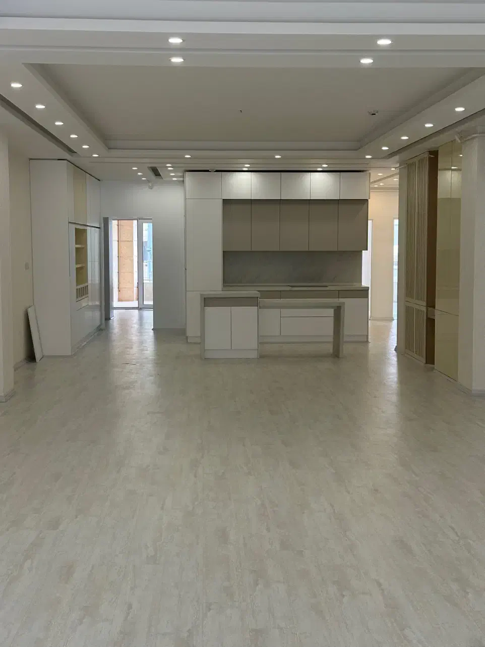 ۴خواب لوکس در بهترین نقطه بلوار گیلان|اجارهٔ آپارتمان|رشت, بلوار گیلان|دیوار