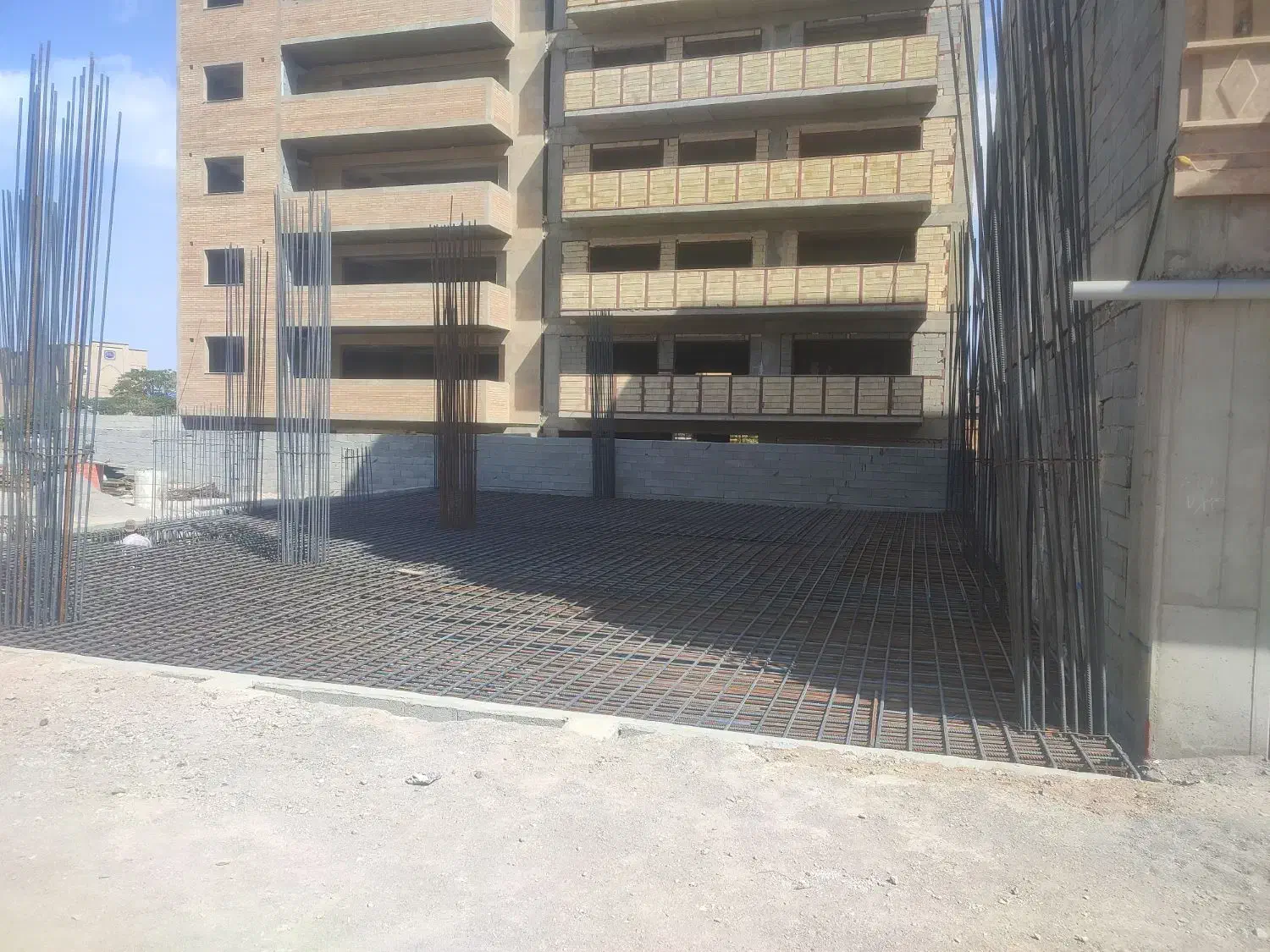 آرماتوربندی وقالب بند|استخدام معماری، عمران و ساختمانی|تبریز, |دیوار