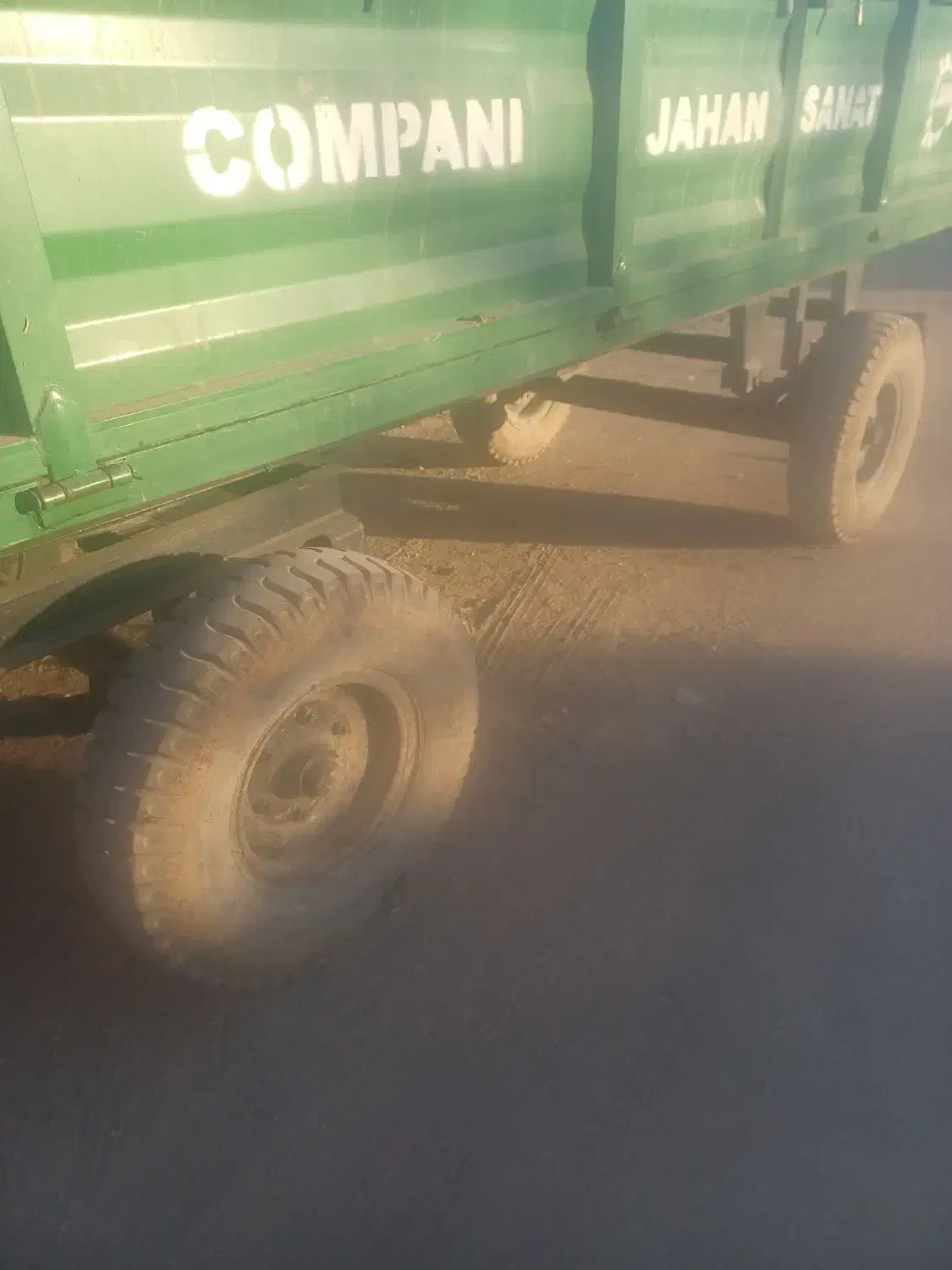 تریلی چهار چرخ تبریز|ماشین‌آلات صنعتی|قیدار, |دیوار