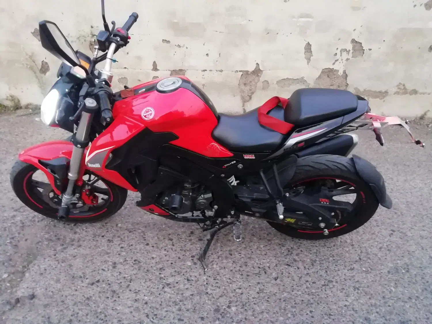 بنلی 180s زیبا و خوش رنگ|موتورسیکلت|قرق, |دیوار