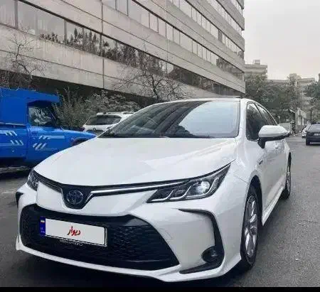 تویوتا کرولا هیبرید الیت ۱۸۰۰|خودرو سواری و وانت|کرمان, |دیوار