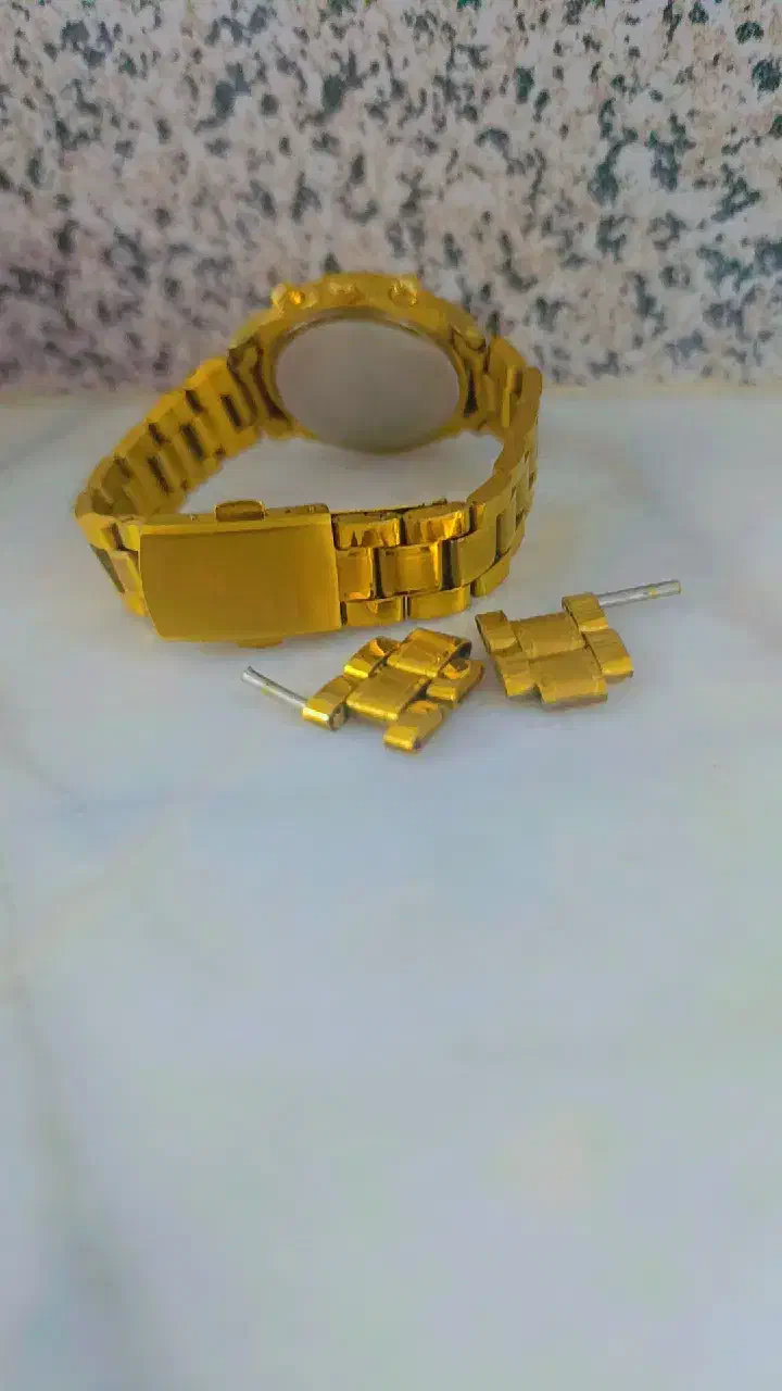 ساعت زنانه کاسیو طرح سه موتوره طلایی صفحه سفید|ساعت|مشهد, گاز|دیوار