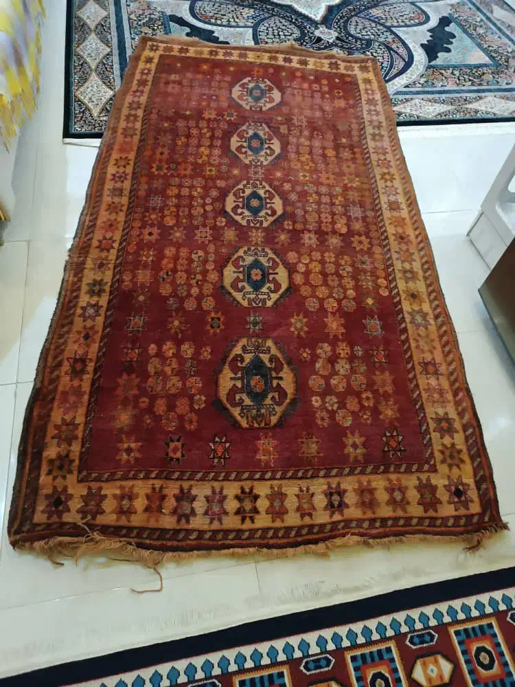 فرش دست بافت|فرش|صدرا-فارس, فاز ۱|دیوار