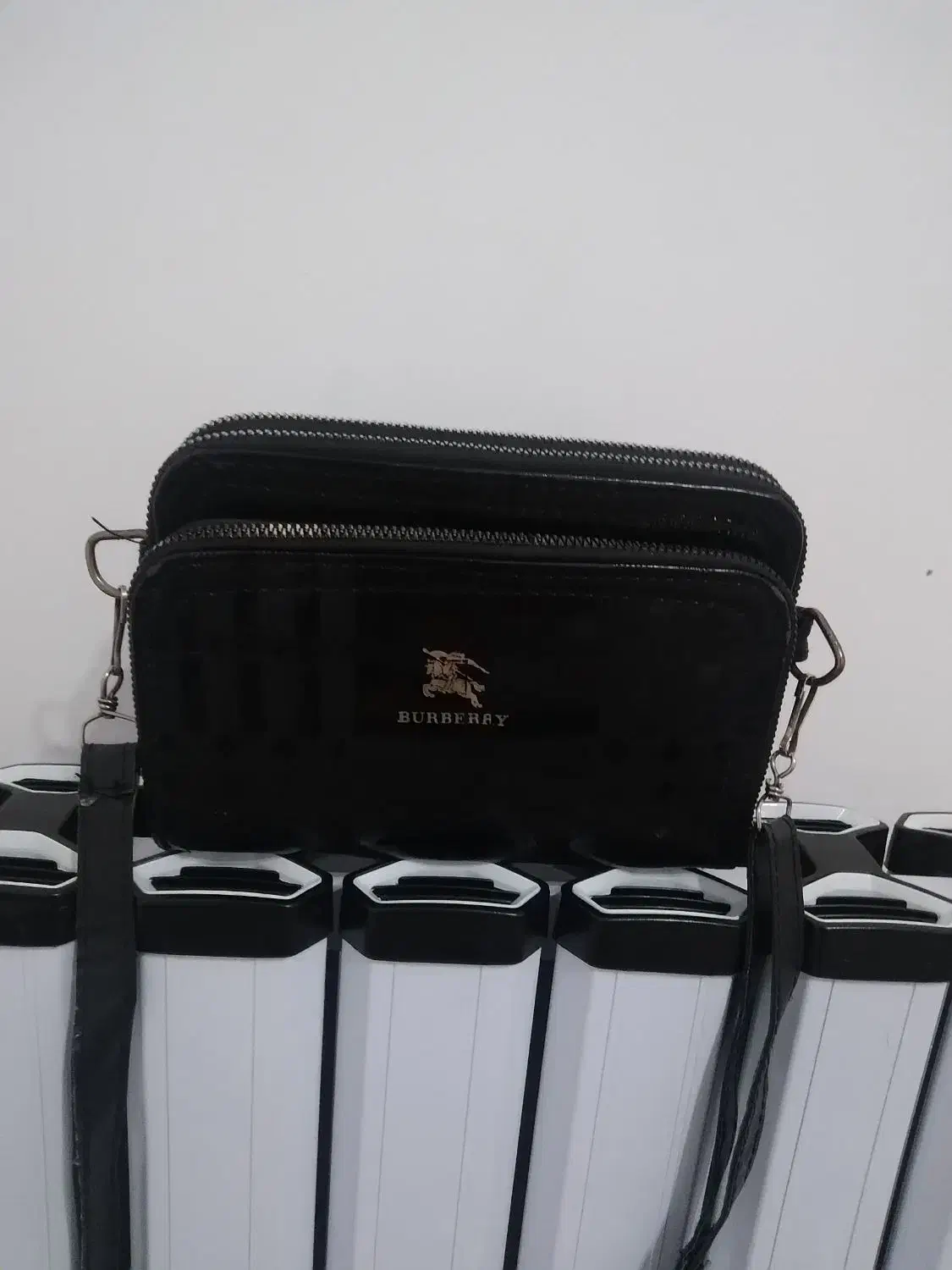 کیف|کیف، کفش، کمربند|سنقر, |دیوار