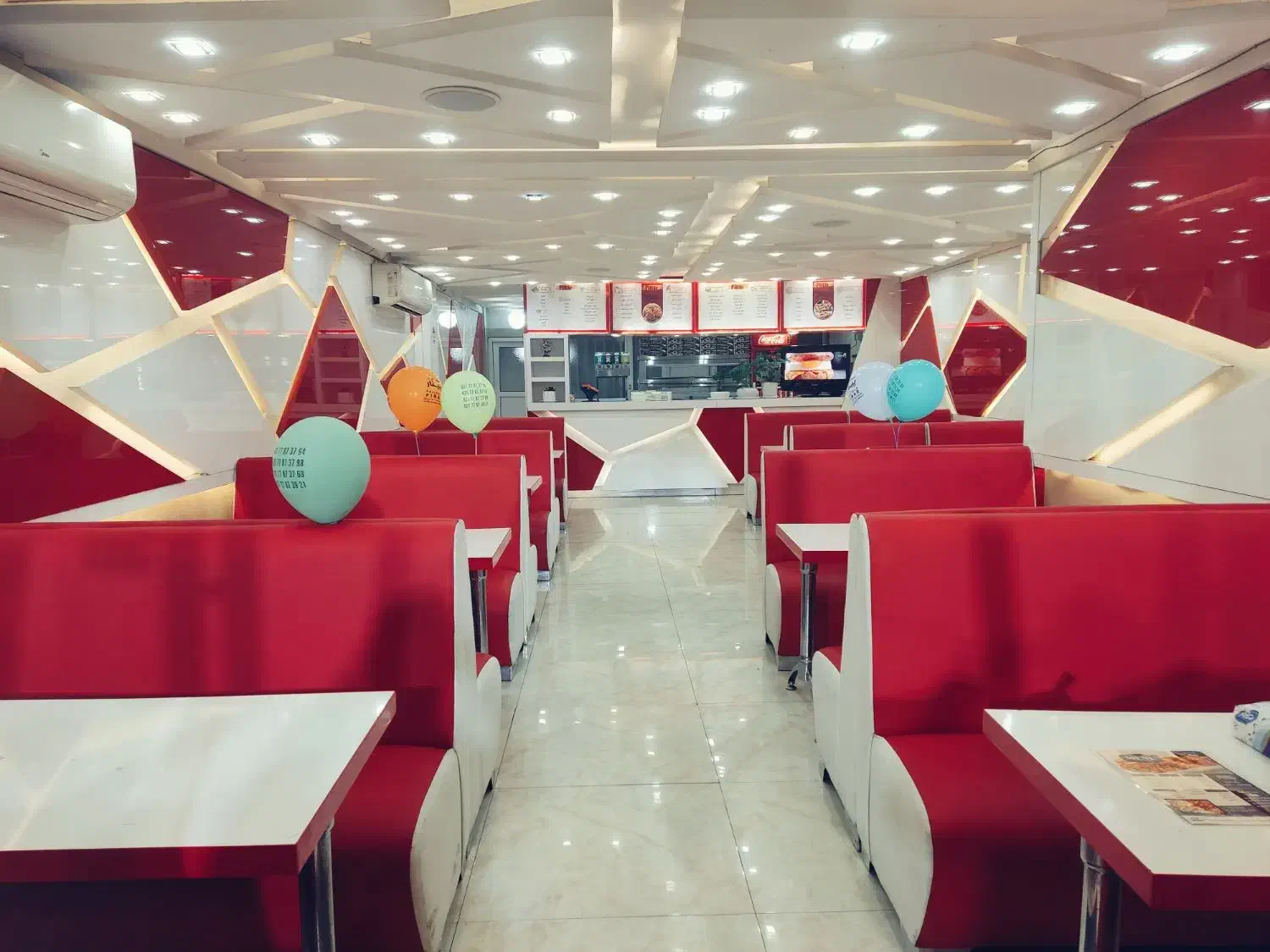 سالن کار رستوران|استخدام خدمات فروشگاه و رستوران|تهران, علم و صنعت|دیوار