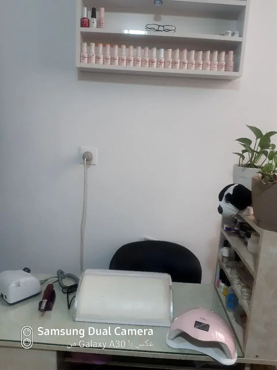 آرایشی|آرایشگاه و سالنهای زیبایی|تهران, دستغیب|دیوار