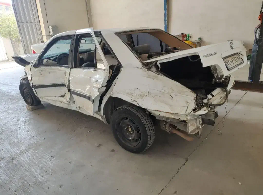 صافکاری خودروهای چپی و تعویض اتاق|خدمات موتور و ماشین|خرمآباد, |دیوار