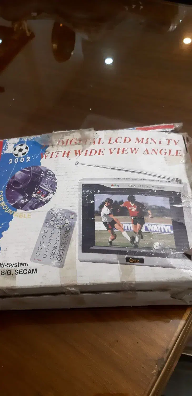 تلویزیون کوچولو قدیمی ماشین|کلکسیون اشیاء عتیقه|تهران, حبیب الله|دیوار