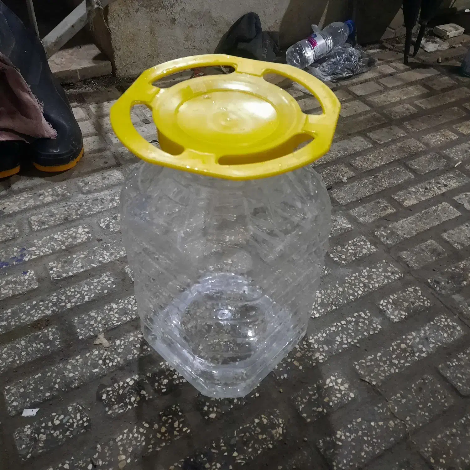 ظرف زیتونی، جای ترشی ۱۰ لیتری|ظروف نگهدارنده، پلاستیکی، یکبارمصرف|رشت, سلیمانداراب|دیوار