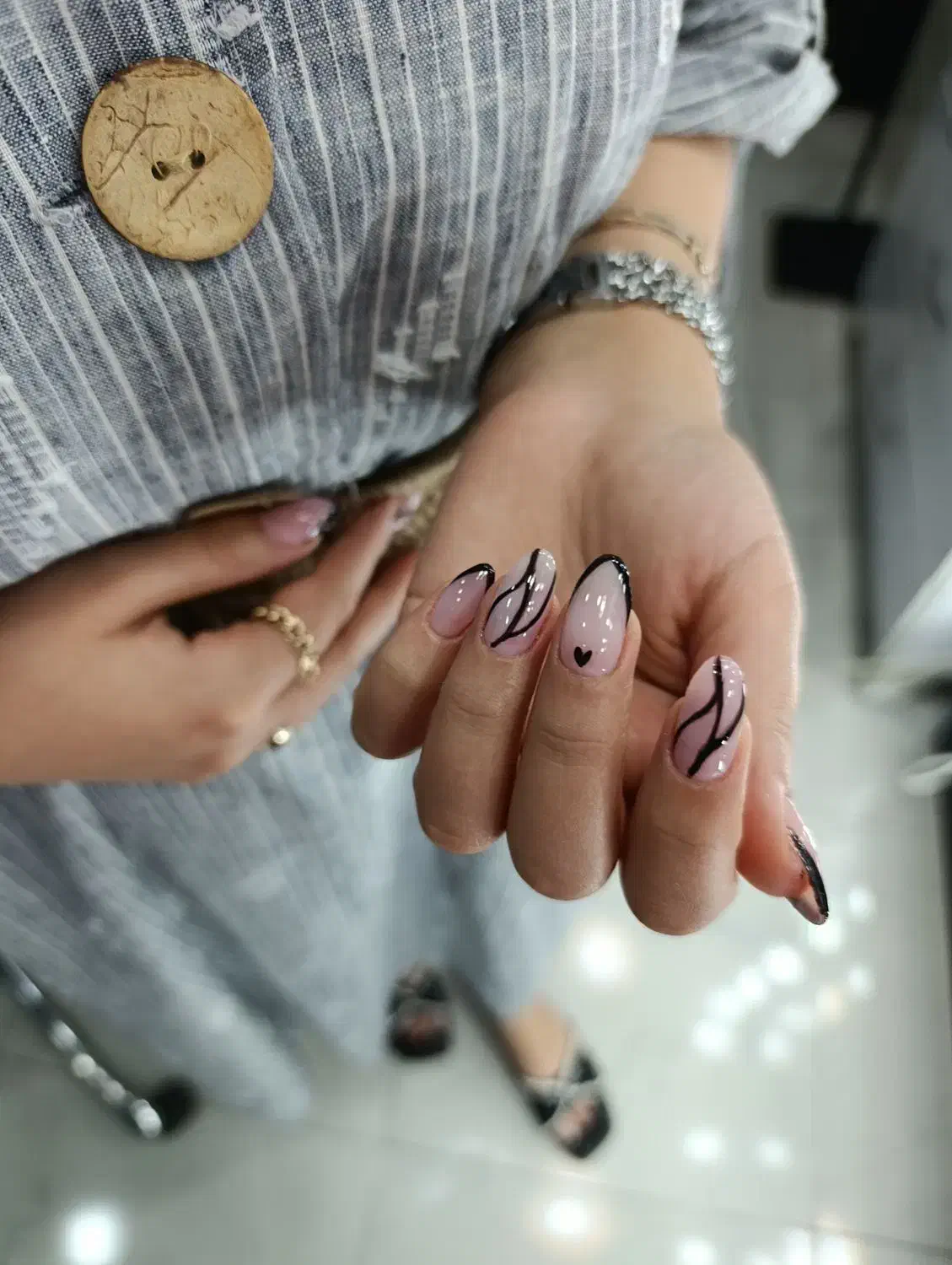 کاشت ناخن|خدمات آرایشگری و زیبایی|سنگر, |دیوار