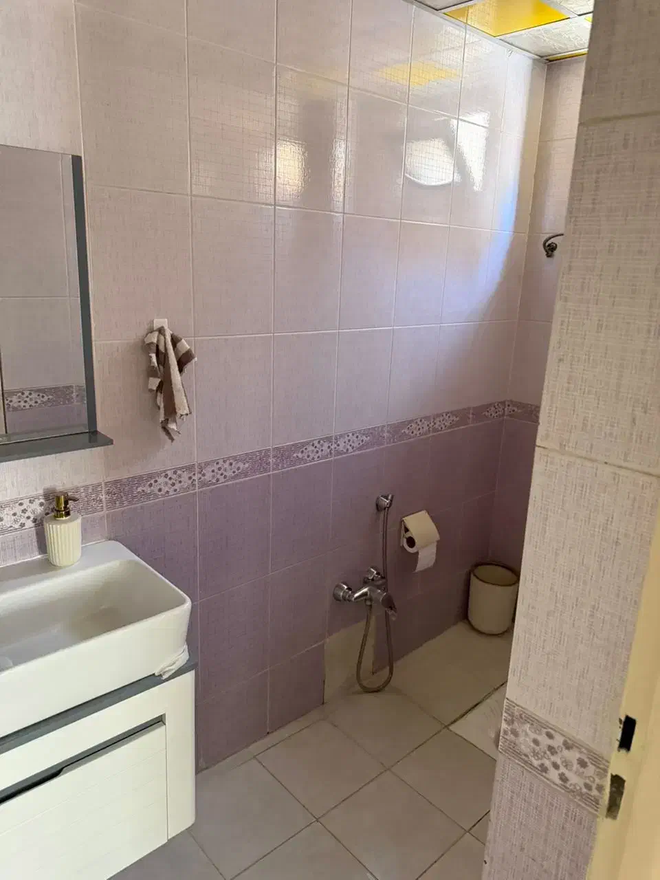 50متر/تک واحدی/غرق نور/مناسب زوج و مجرد