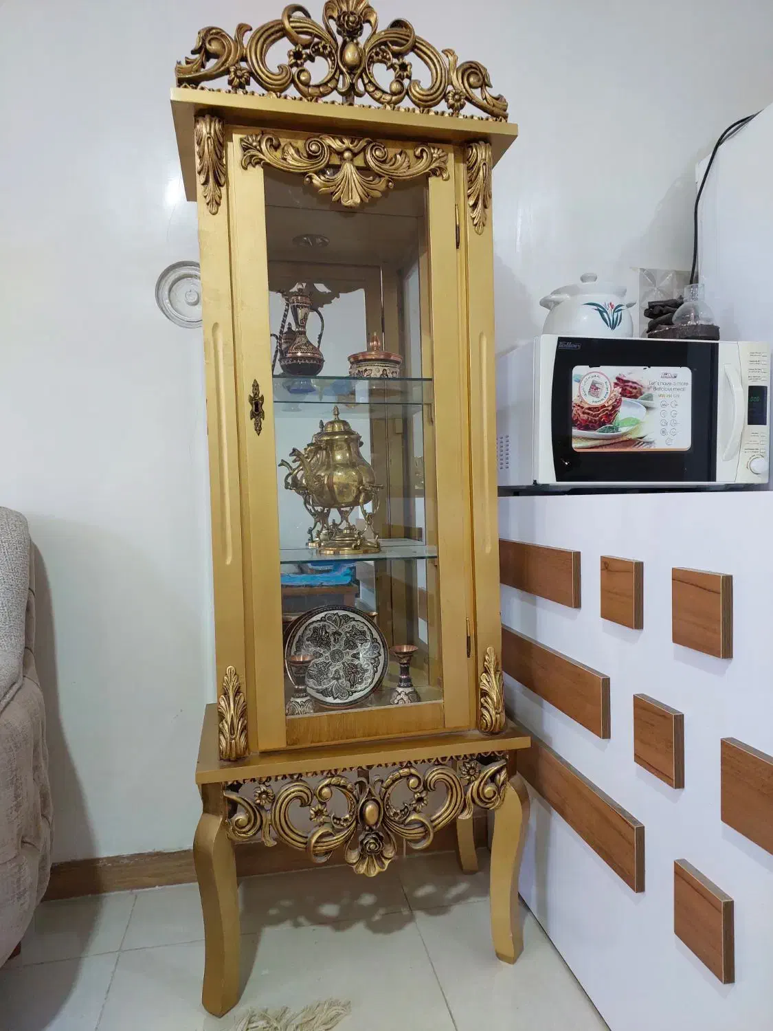 گنجه در حد نو|بوفه، ویترین، کنسول|چناران, |دیوار