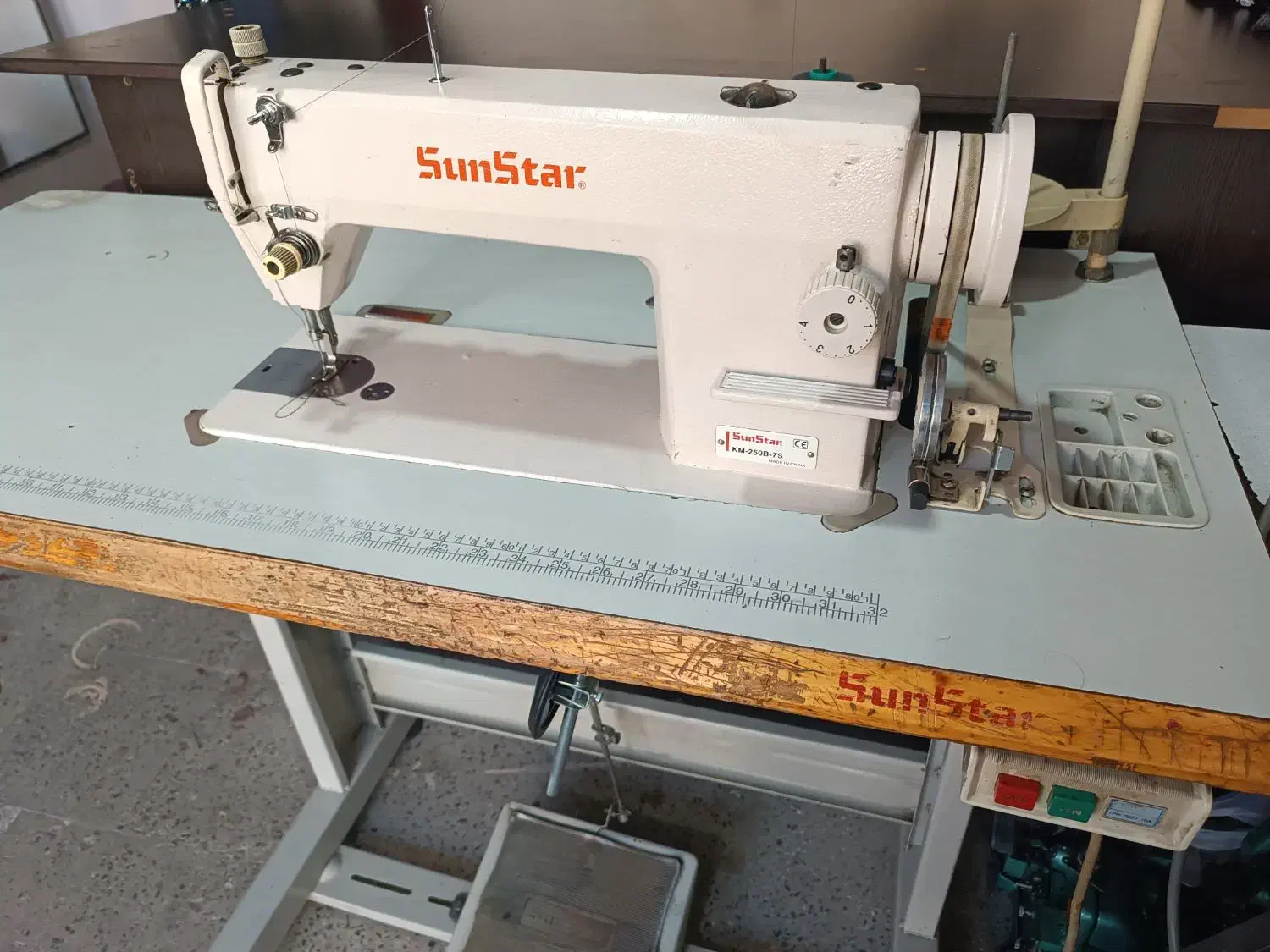 چرخ خیاطی سانستار|چرخ خیاطی و ریسندگی|مریوان, |دیوار