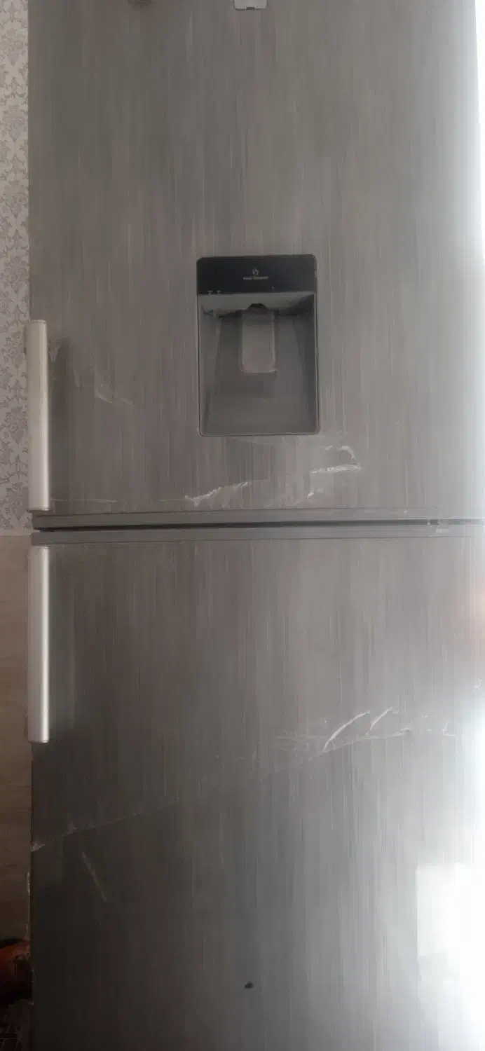 پخچال فریزر|یخچال و فریزر|شیراز, کوشک میدان|دیوار