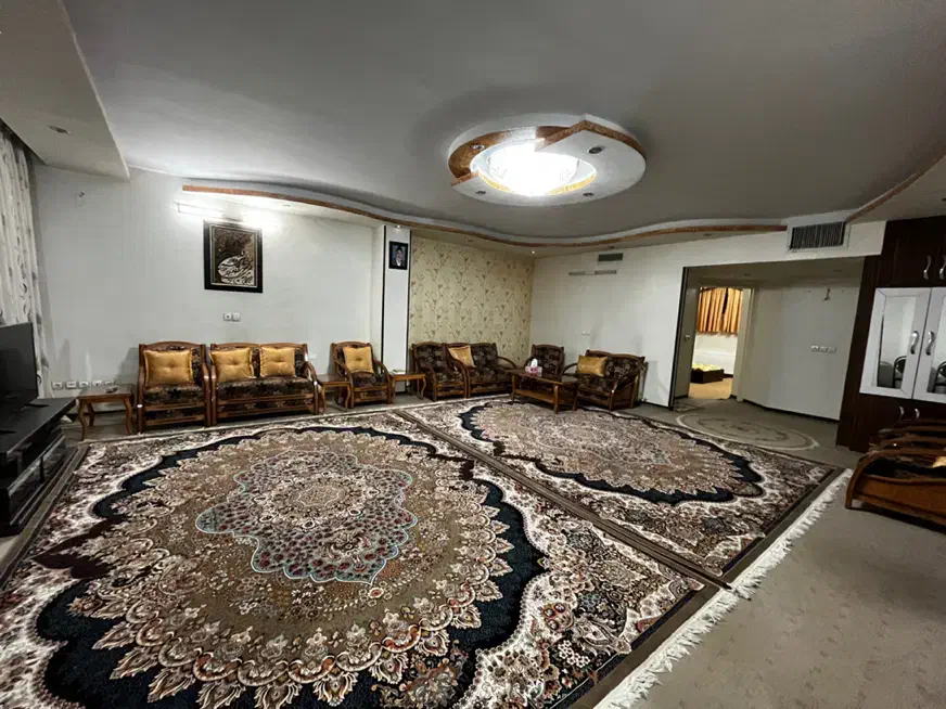 فروش تک واحدی مرکز شهر ۱۳۸متر ۳خواب|فروش آپارتمان|شاهین‌شهر, فیض|دیوار