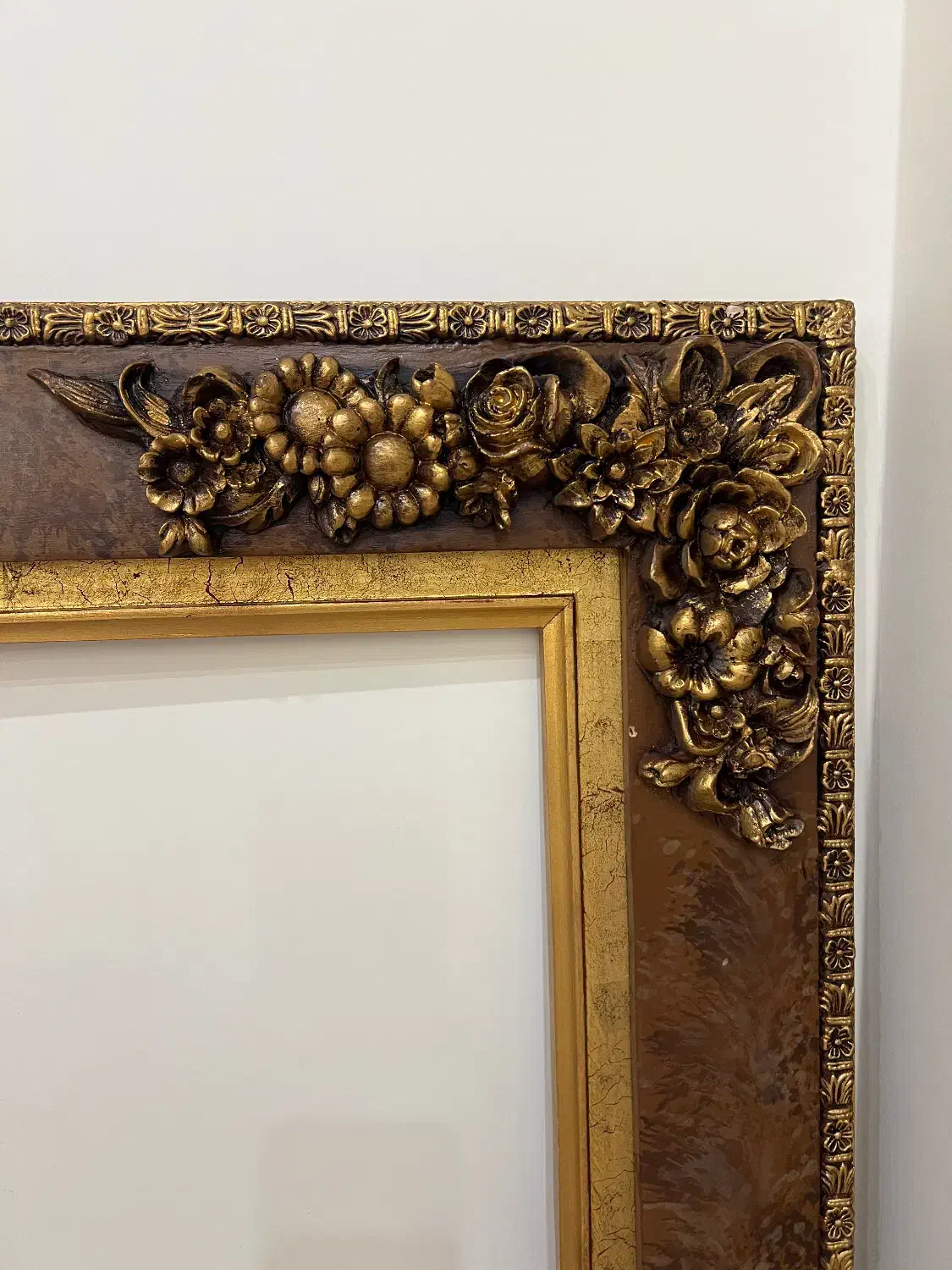 قاب چوبی کره ای|تابلو، نقاشی، عکس|تهران, جهاد|دیوار