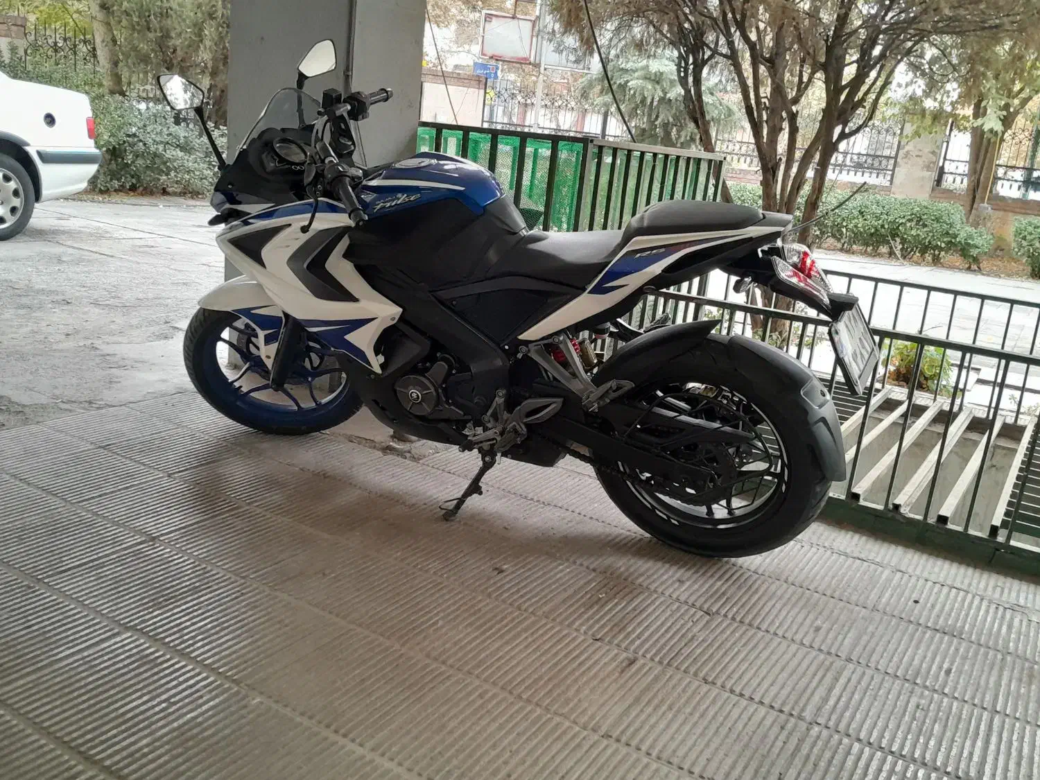 موتور rs 200|موتورسیکلت|تهران, نظام‌آباد|دیوار