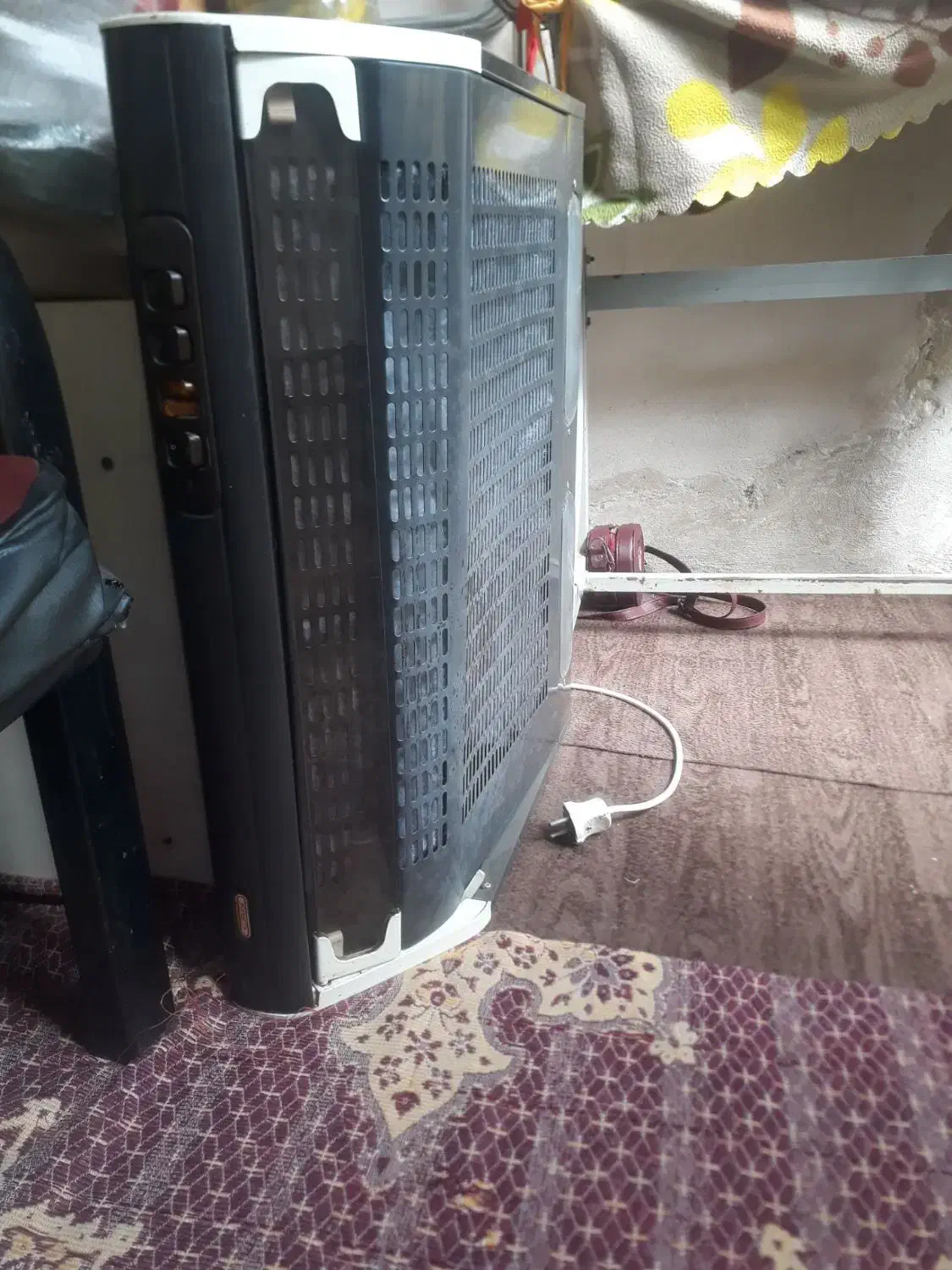 هود|هود|مشهد, خواجه ربیع|دیوار