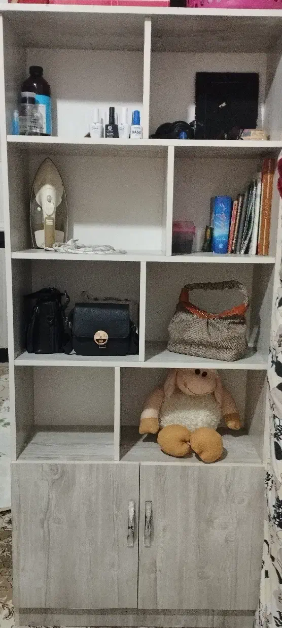 کتابخانه سالم چوب گردو محکم|کتابخانه، شلف، قفسههای دیواری|خاش, |دیوار