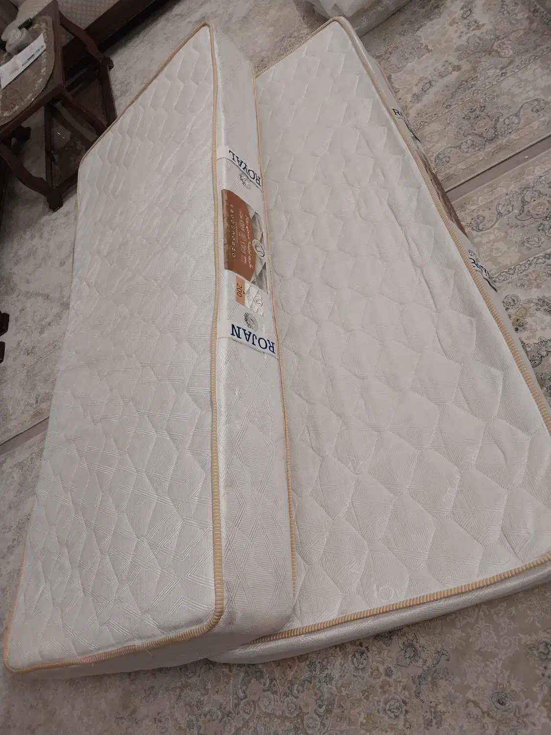 تشک رویال|تشک تختخواب|قم, بنیاد|دیوار