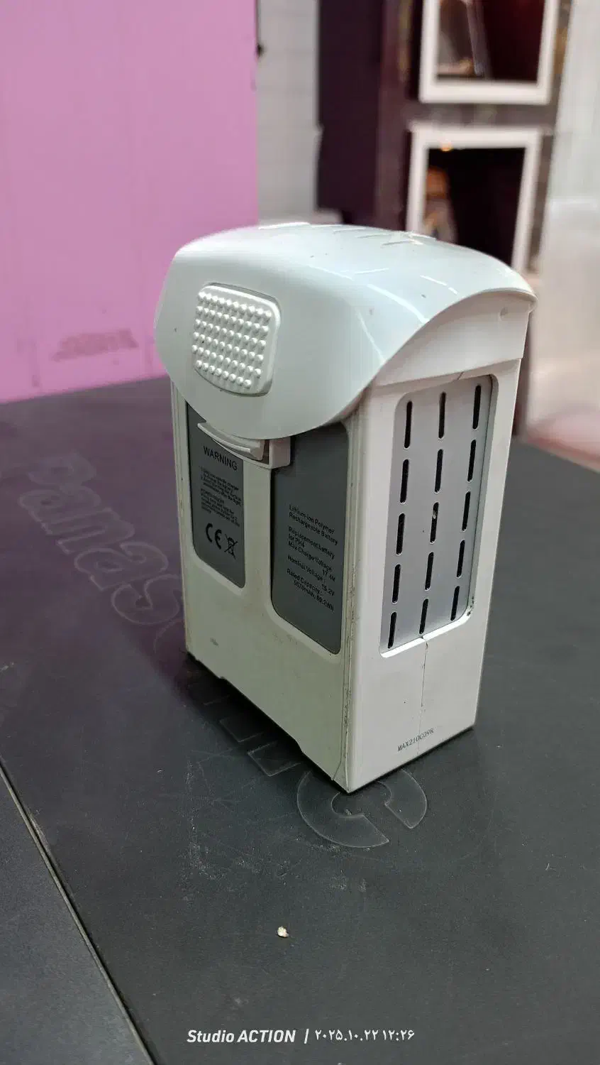 باطری فانتوم 4|دوربین عکاسی و فیلم‌برداری|سبزوار, امیر کبیر|دیوار