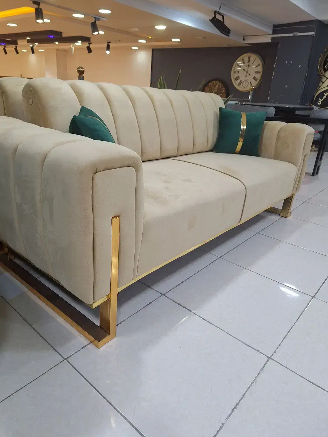 مبل پایه فلزی محکم مدل لینا|مبلمان خانگی و میز عسلی|مشکیندشت, |دیوار