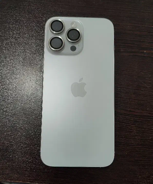 آیفون ۱۶ پرومکس سفید|موبایل|ایذه, |دیوار