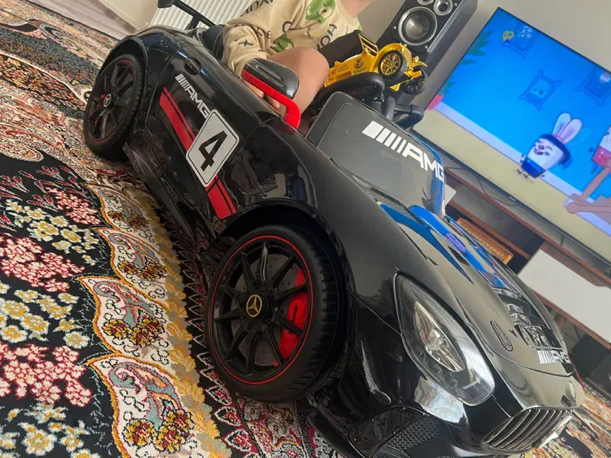 بنز کودک ماشین بسیار سالم و بی نقص|اسباب‌بازی بچه|فردیس, شهرک ارم|دیوار