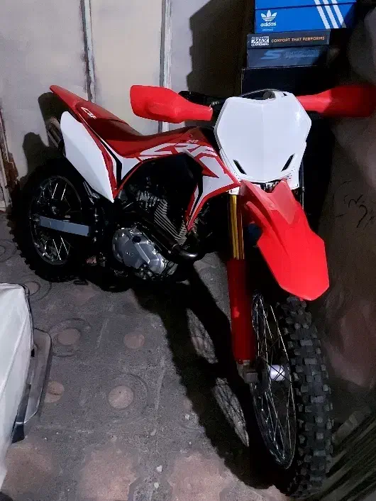 تریل باسل توسان 250|موتورسیکلت|رشت, استقامت ۲|دیوار