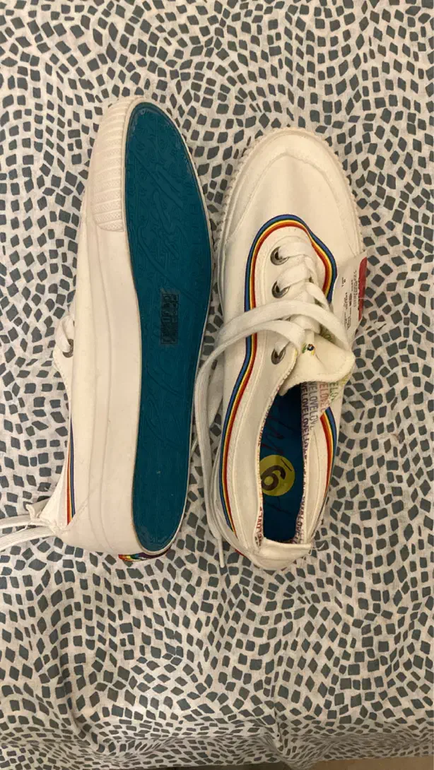 کفش (از کانادا فرستادن) سایز ۴۰|کیف، کفش، کمربند|تنکابن, |دیوار