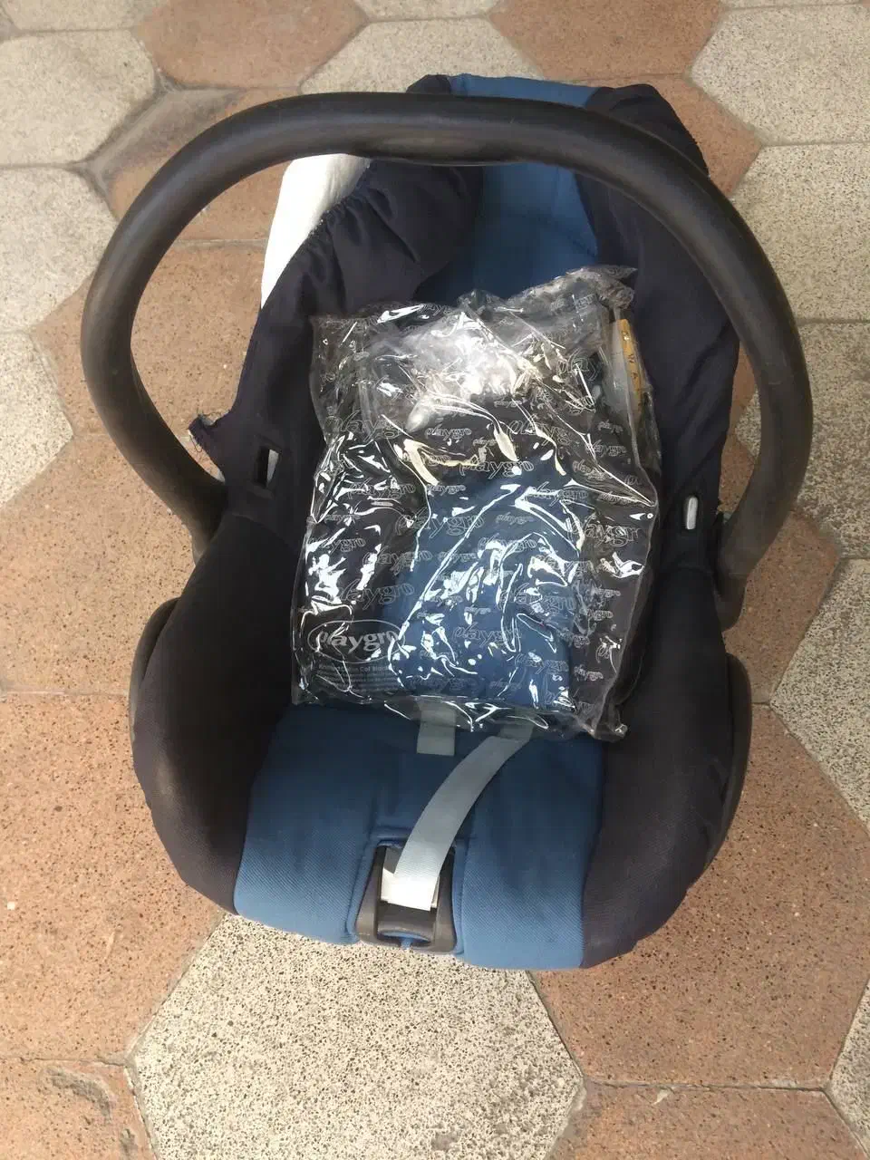 کالسکه و کریر مکسی کوزی|کالسکه و لوازم جانبی|اشکنان, |دیوار