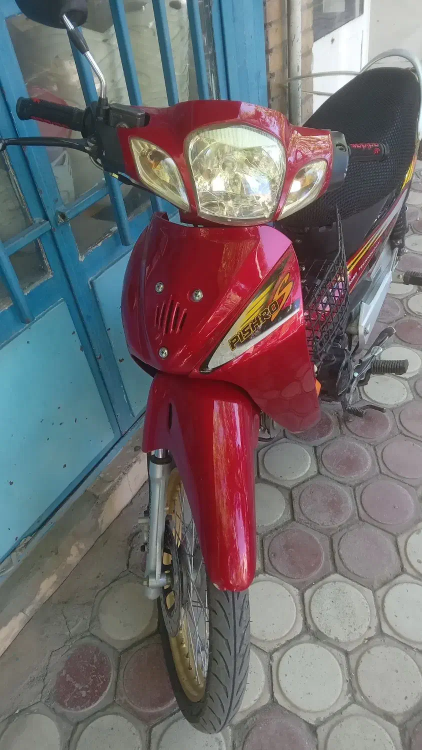 پیشرو بی کلاچ، بسیار تمیز مدل ۹۳ با کارت سوخت|موتورسیکلت|شهرکرد, |دیوار