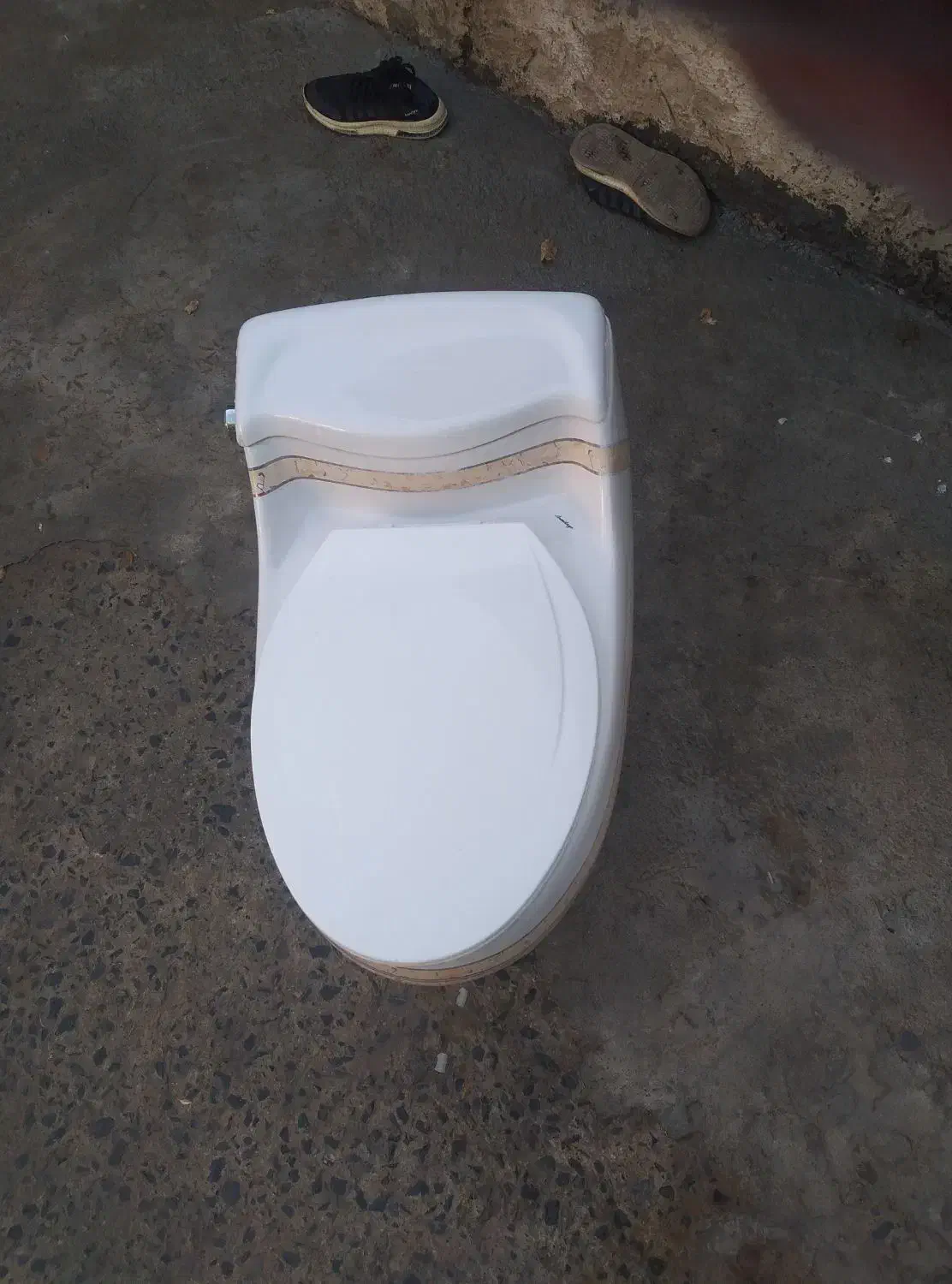 توالت فرنگی|لوازم سرویس بهداشتی|شازند, |دیوار